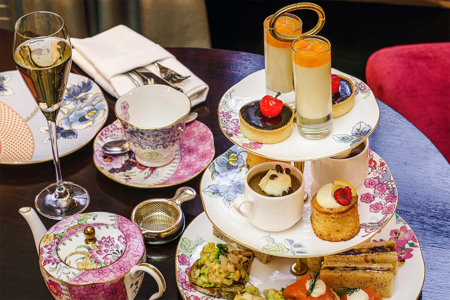 Here's what to expect for a hotel afternoon tea.