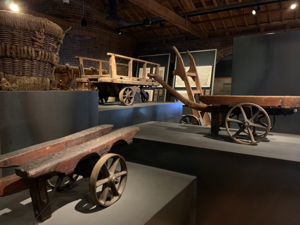 Trolleys and pulleys used by the London dockers